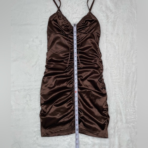 NWOT Deep Brown Ruched Mini Dress - Medium/Small Flattering Silky​ - Picture 5 of 6